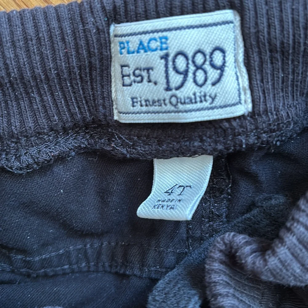 4T The Children’s Place Black Cargo Khaki Pants